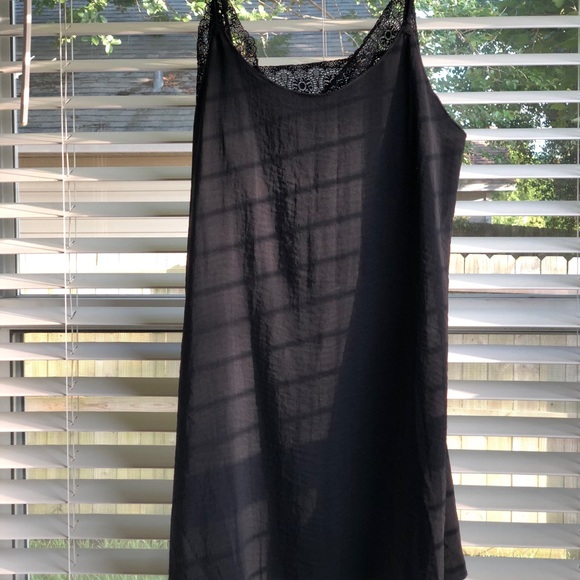 Kendal and Kylie Black slip dress. - Picture 2 of 5